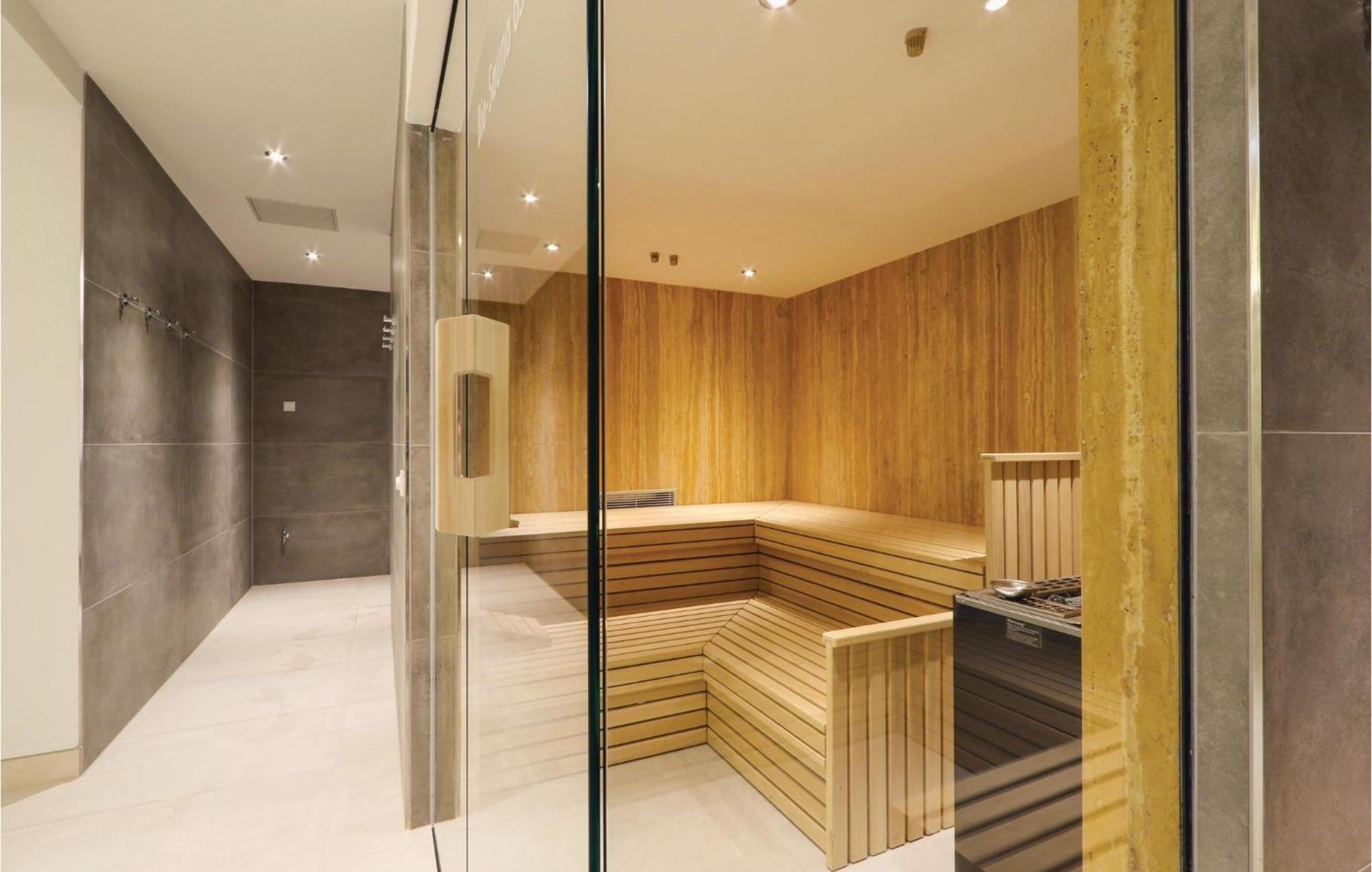 Diamond Apartment Binz Luaran gambar